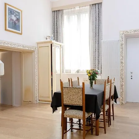 5 Da Letto Apartment Milan