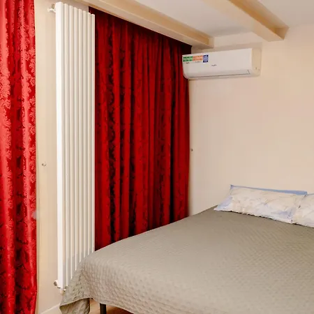 5 Da Letto Apartment Milan