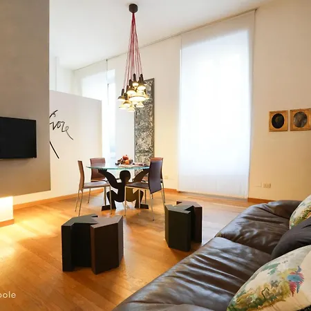 Appartement Garibaldi Center Milaan