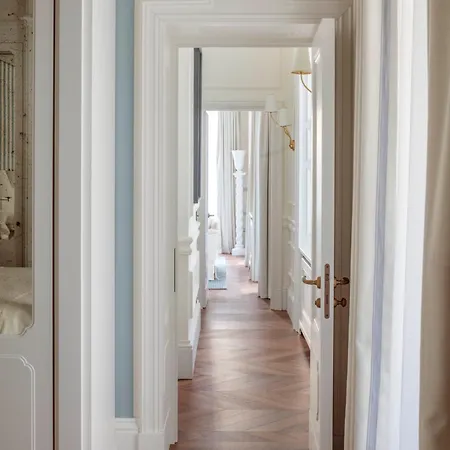 Rocco House Via Manzoni Апартаменты