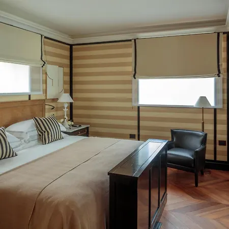 Rocco House Via Manzoni *