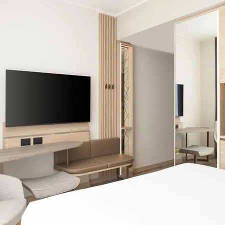 Courtyard By Marriott Linate Hotel 4*