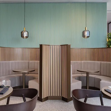 Courtyard By Marriott Linate Hotel Milão