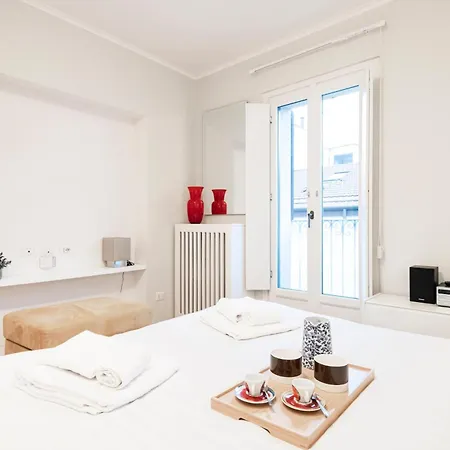 Cozy Flat At Colonne Di San Lorenzo By Easylife Μιλάνο