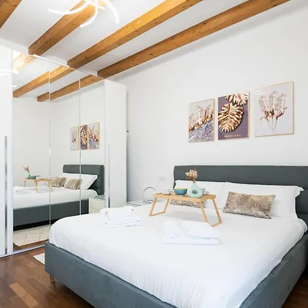 Easylife - Stupendo E Rifinito In Zona Navigli Milan