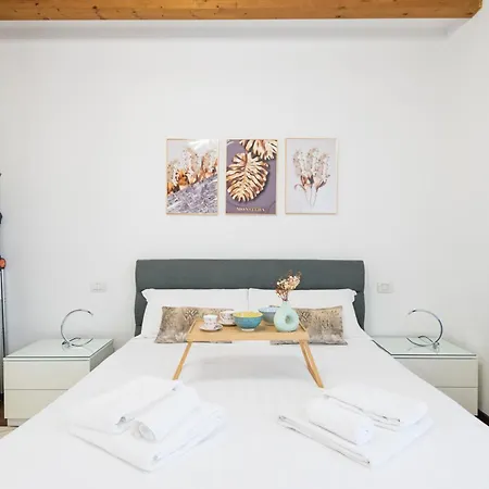 Easylife - Stupendo E Rifinito In Zona Navigli * Milan