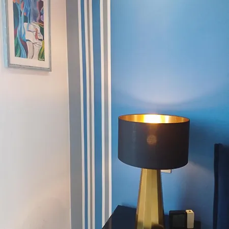 Dei Limoni Cimiano Metro Homestay Milan