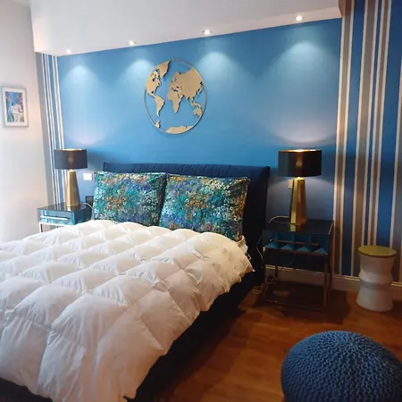Dei Limoni Cimiano Metro Homestay *
