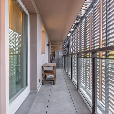 Apartment Cozy - Parking - Pool - Sauna - Gym -spa Milan