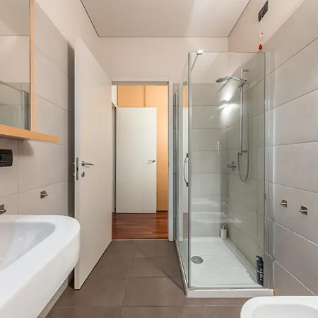 Cozy - Parking - Pool - Sauna - Gym -spa Apartment Milan