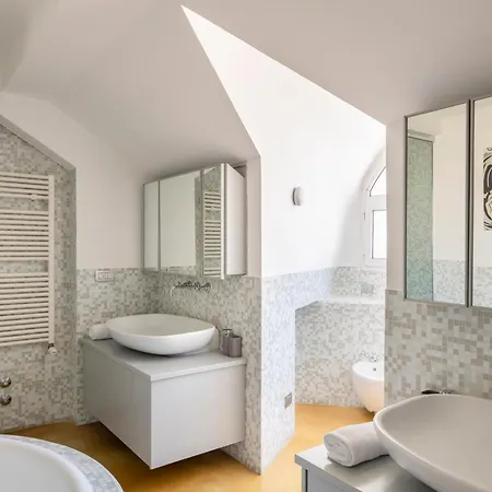 Design With Terrace, Modern And Stylish, 3 Bedrooms, 6 Guests