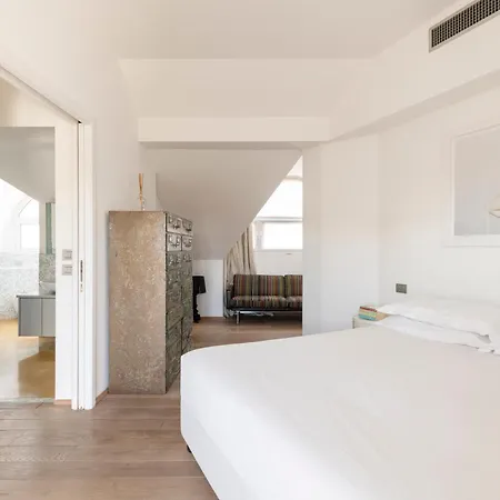 Design With Terrace, Modern And Stylish, 3 Bedrooms, 6 Guests *