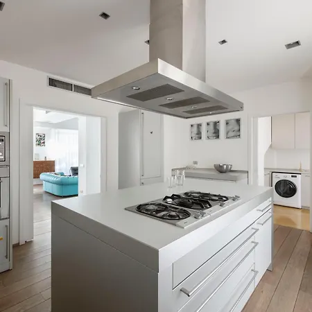 Design With Terrace, Modern And Stylish, 3 Bedrooms, 6 Guests * Milão