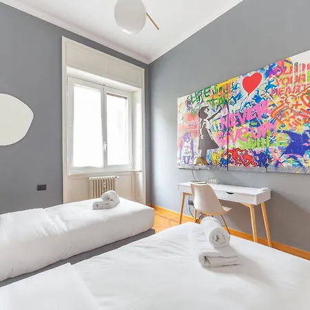 Apartament Design With Terrace In Mediolan