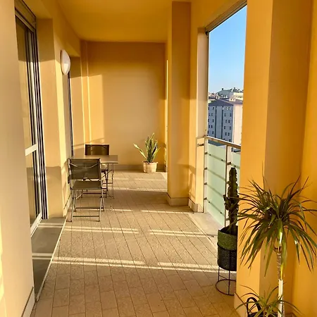 Agrippa Terrace Mediolan