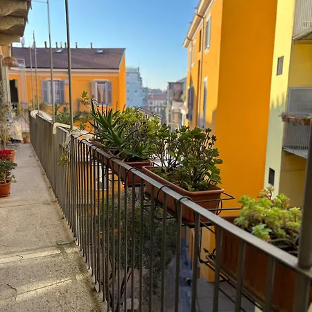 La Vecchia Milano-les Nubles Vannucci - Il Ballatoio E Il Cortile ミラノ