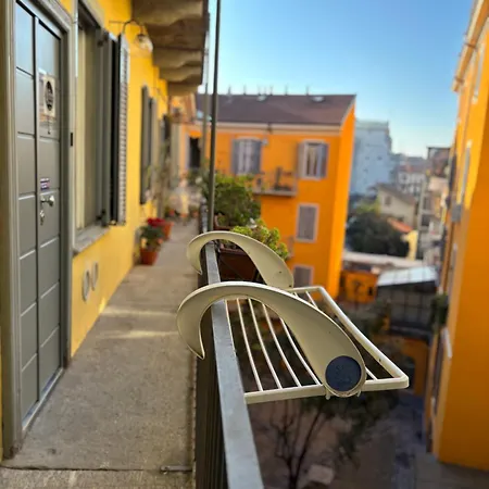 La Vecchia Milano-les Nubles Vannucci - Il Ballatoio E Il Cortile Apartamento