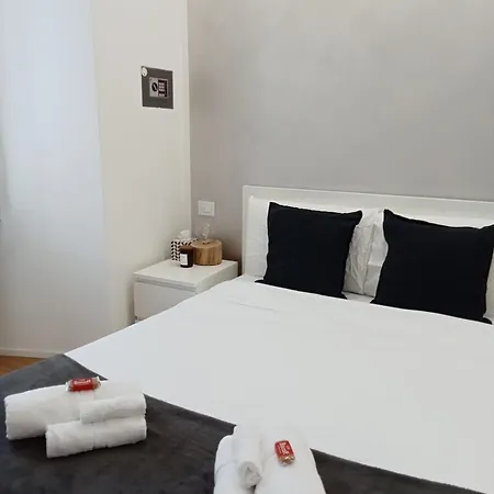 La Regina Delle Locazioni Accanto Bocconi Apartment Milan