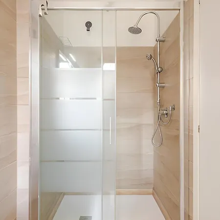 Moderno Monolocale Zona Niguarda Apartment