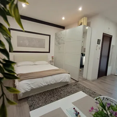 Porta Romana Apartment Milan