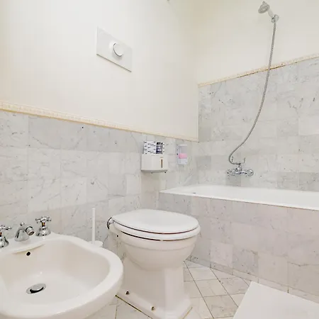 Apartment Luxury Naviglio House - 10 Min Cathedral