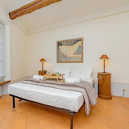 Apartment Luxury Naviglio House - 10 Min Cathedral Mailand