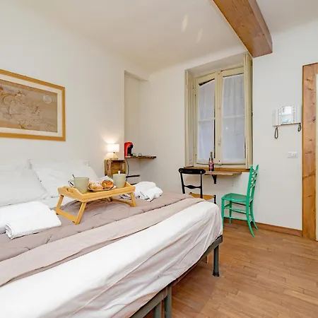 Luxury Naviglio House - 10 Min Cathedral شقة *