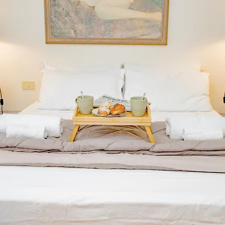 Luxury Naviglio House - 10 Min Cathedral Apartment Mailand