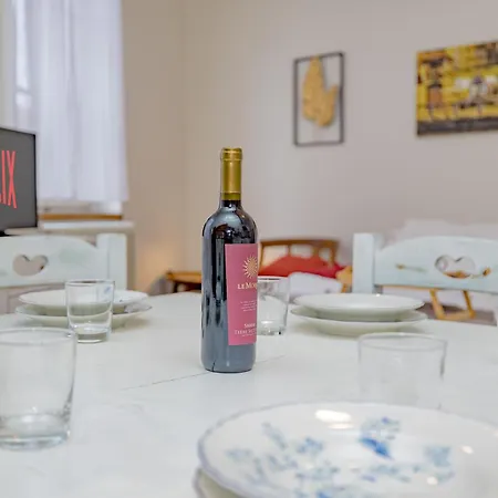 Daire Luxury Naviglio House - 10 Min Cathedral *