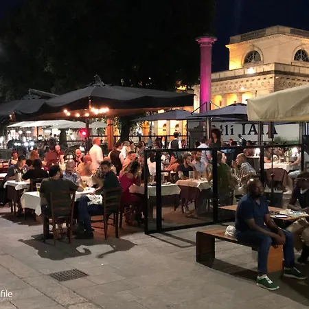 Luminoso Monolocale Nel Cuore Di Appartamento Milano