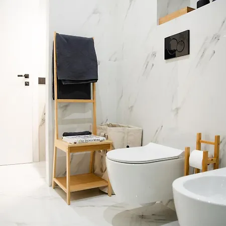 Apartmán Bright 2-room For Friends And Relatives