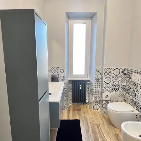 Torelli Home, Moderno E Confortevole, Nel Cuore Della Citta Di Milano, Con Balcone Esterno Vista Garibaldi * Milão