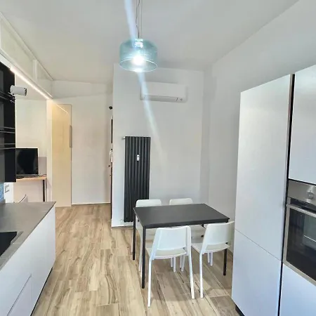 Torelli Home, Moderno E Confortevole, Nel Cuore Della Citta Di Milano, Con Balcone Esterno Vista Garibaldi Milano