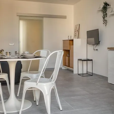 Stylish Flat Porta Venezia - Wifi, Ac, Metro * Mailand