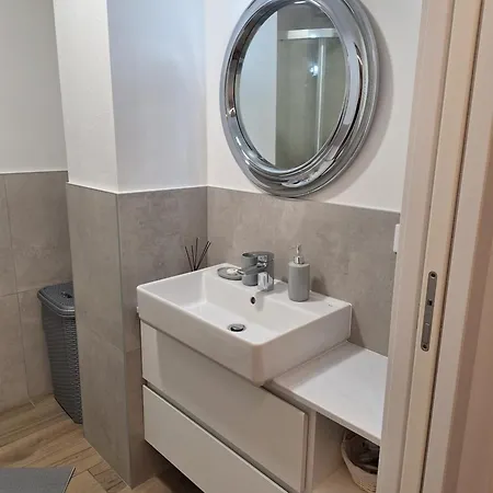 Daire Palmanova Bilocale In Affitto Breve Milano