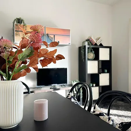 Appartement Red House - Beautiful - Metro M1