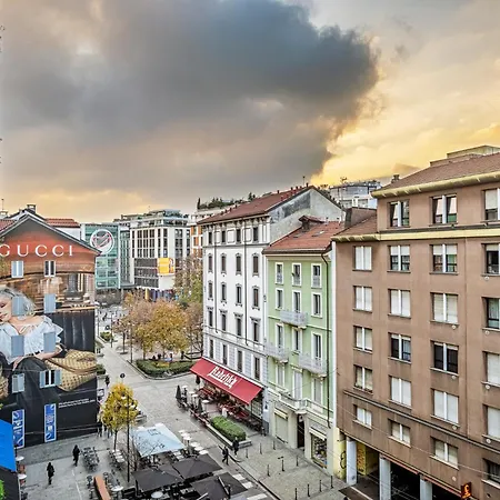 Apartmán Luxury 4 Bedrooms In The Center Of *