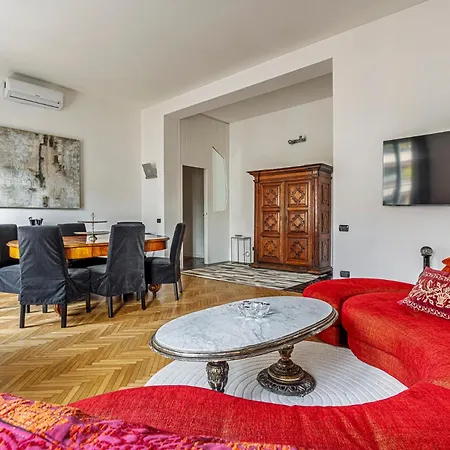Apartmán Luxury 4 Bedrooms In The Center Of Milán