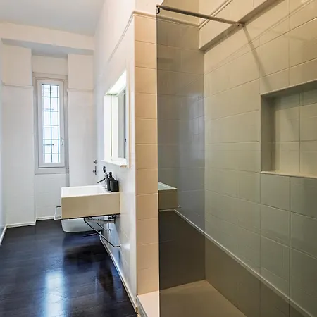 Luxury 4 Bedrooms In The Center Of * Milán