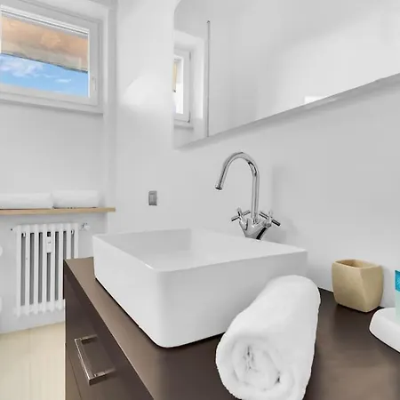 Yellow Flat Apartman *