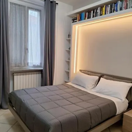 Atene Bilocale In Affitto Breve *