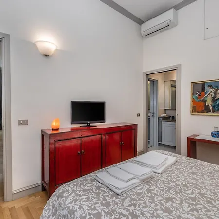 Appartamento Brera Vicolo Fiori Milano