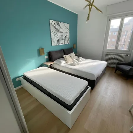 Trilocale Con Vista E Due Bagni Metro Blu Piazza Frattini Apartment Mailand