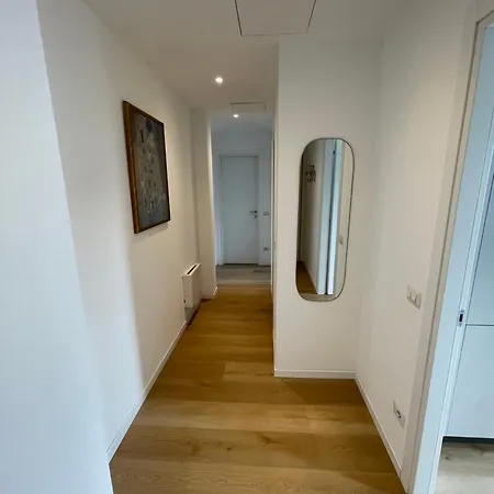 Trilocale Con Vista E Due Bagni Metro Blu Piazza Frattini