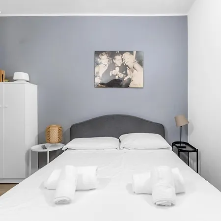 Lägenhet Design-m2 Moscova-centrale Fs-wifi-netflix Milano
