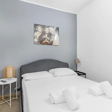 Design-m2 Moscova-centrale Fs-wifi-netflix Milano
