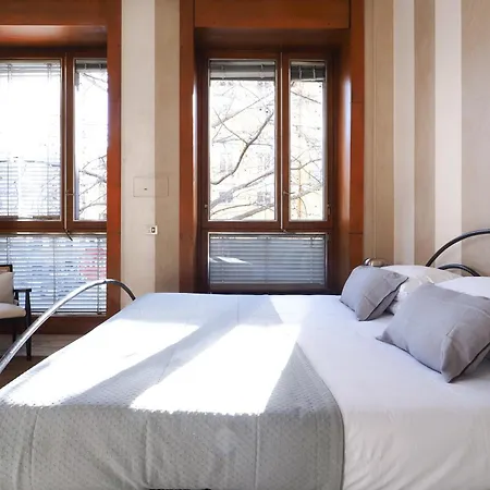 San Babila Centre Apartment *