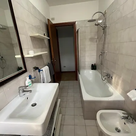 Apartamento Floor With Rooftop Terrace, Quiet Area *