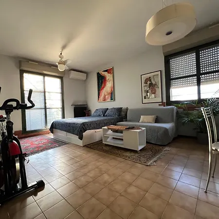 Floor With Rooftop Terrace, Quiet Area Apartamento Milán