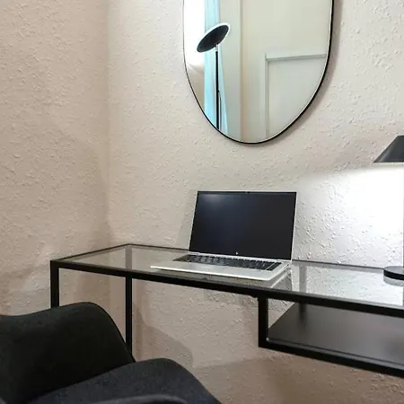 Apartment Charming Flat - Navigli, Duomo Milan